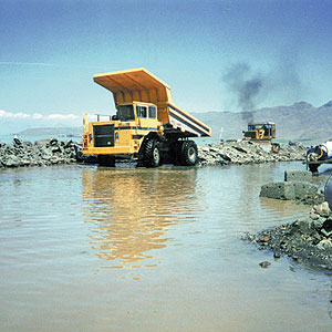 تصویری از دریاچه ارومیه پیش از  عوامل تهدید کننده