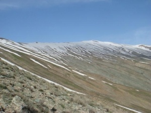 روستای نشتارود و قله خونکار